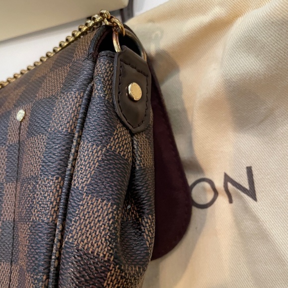 Authentic Louis Vuitton Rare / Discontinued, Shoulder Clutch Damier Ebene MM - Picture 4 of 14